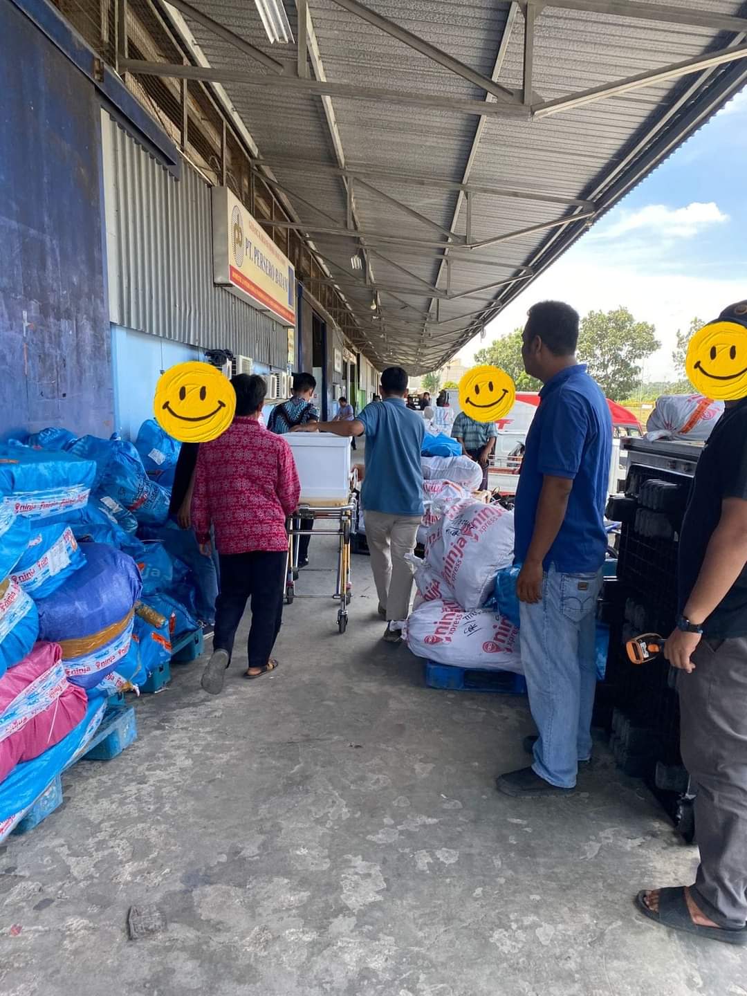 Setahun Setelah Anakku Pergi Setahun Setelah Anakku Pergi